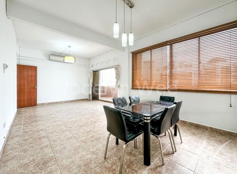 2 Bed Apartment (Condo) for Rent in  Kim Sia Court - Image 11